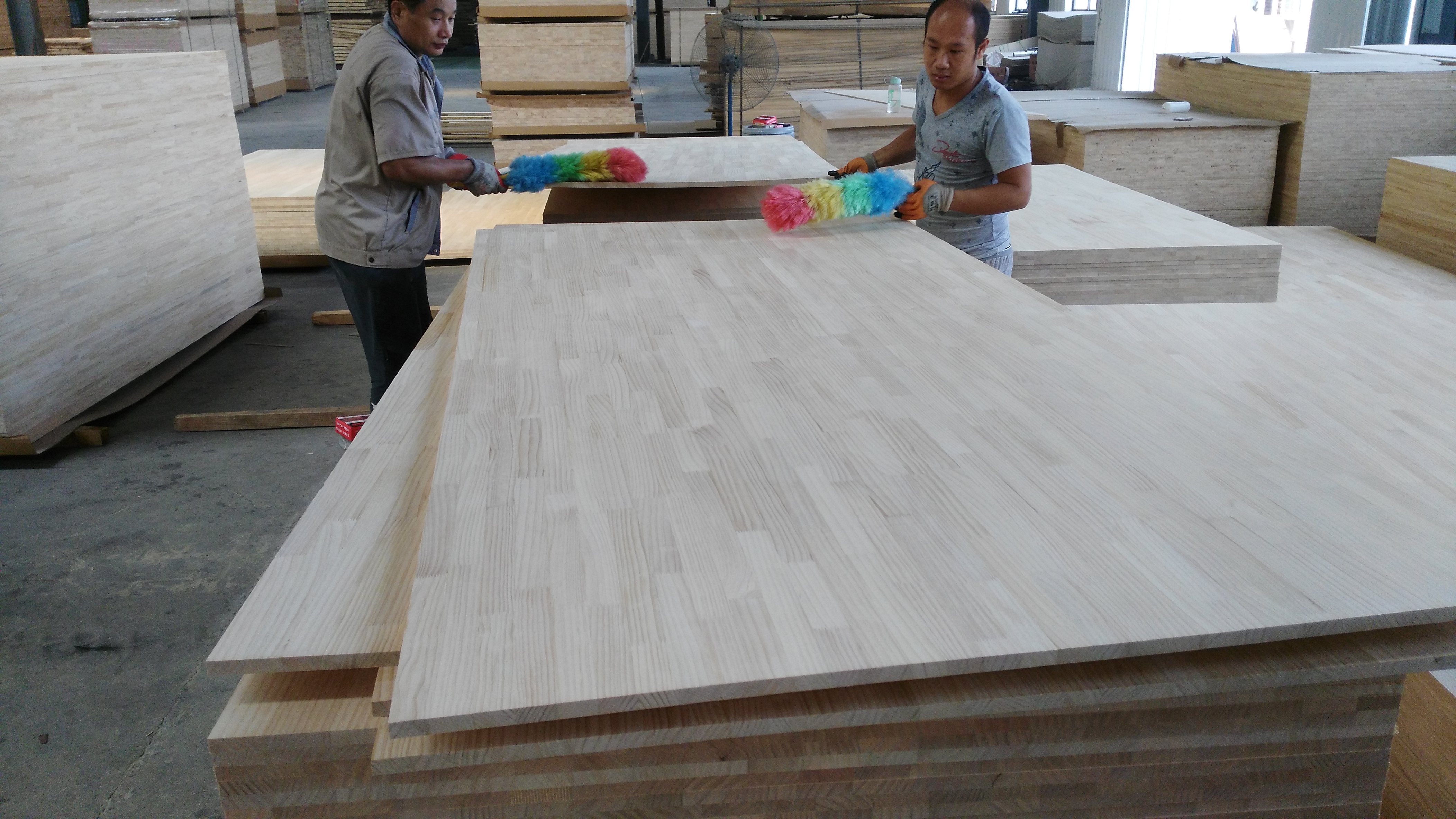 Pine Wood Finger Joint Wood by Argentina Radiata Pine Finger Joint Board Panels